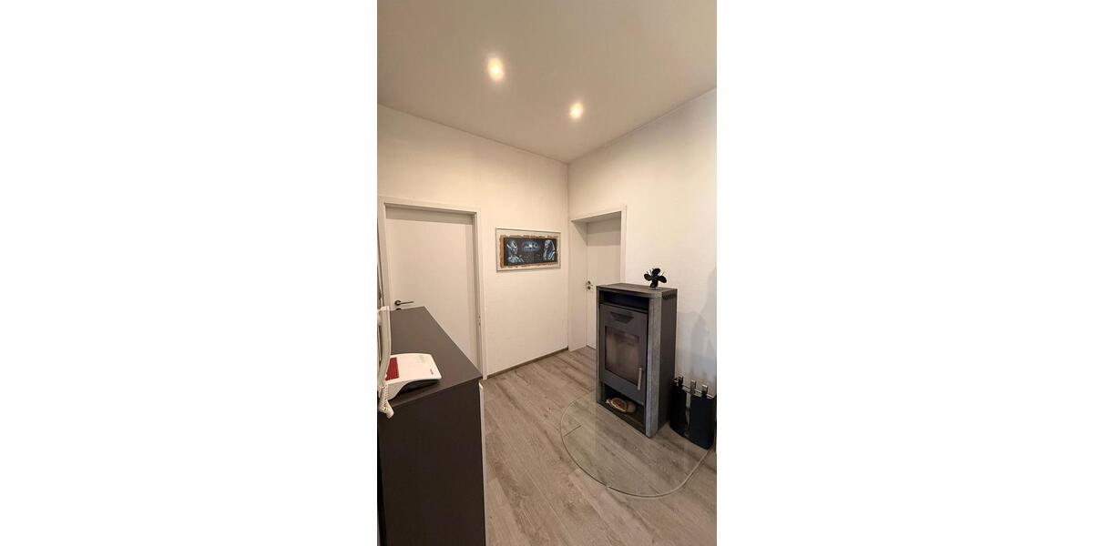 Etagenwohnung Hösbach - 4 Zimmer, 135 m&sup2;, 330.000&euro; | Angebot:25793999