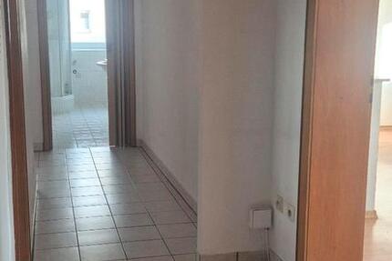 Wohnung Hösbach - 3 Zimmer, 86 m&sup2;, 950&euro; | Angebot:25979883