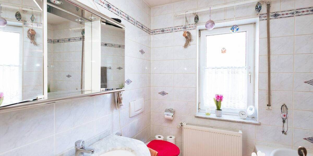 Mehrfamilienhaus, Wohnhaus Gründau / Hain-Gründau Hain-Gründau - 7 Zimmer, 204 m&sup2;, 429.000&euro; | Angebot:26291867