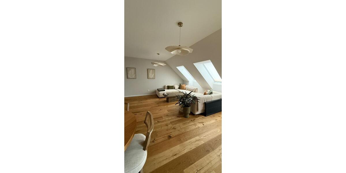 Dachgeschoßwohnung Neuberg - 3 Zimmer, 90 m&sup2;, 1.450&euro; | Angebot:25323453