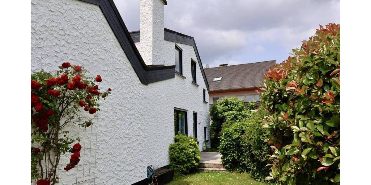 Einfamilienhaus Hasselroth Neuenhaßlau - 5 Zimmer, 210 m&sup2;, 620.000&euro; | Angebot:26054578