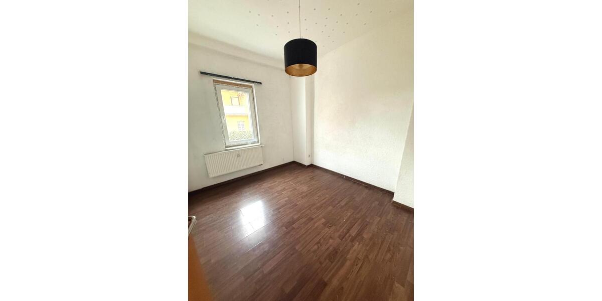Erdgeschoßwohnung Gelnhausen - 3 Zimmer, 87 m&sup2;, 950&euro; | Angebot:25643964