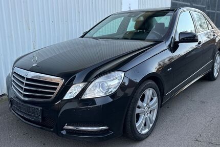 Mercedes-Benz E 220 217.000 km 9.400 &euro; Biebergemünd 63599