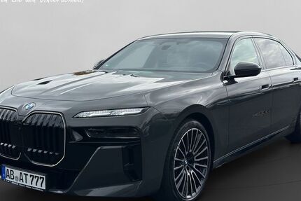 BMW 740 7.500 km 113.000 &euro; Hösbach 63768