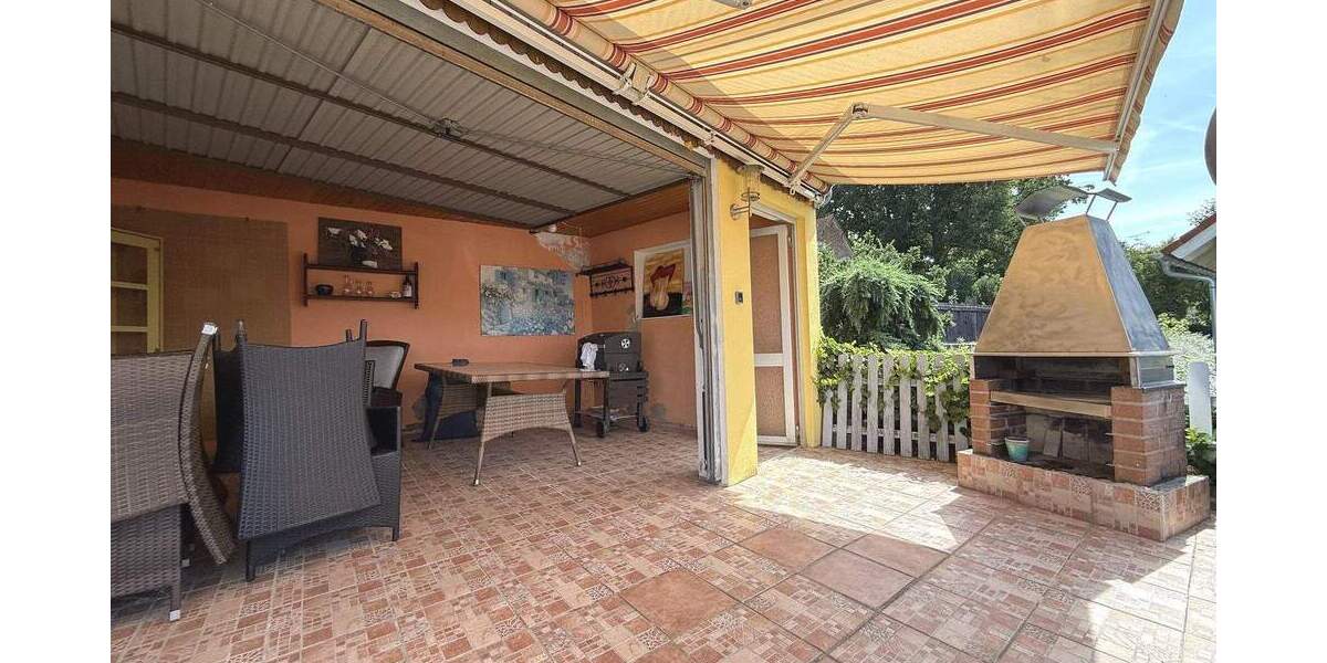 Einfamilienhaus Ronneburg Hüttengesäß - 3 Zimmer, 105 m&sup2;, 329.000&euro; | Angebot:25778722