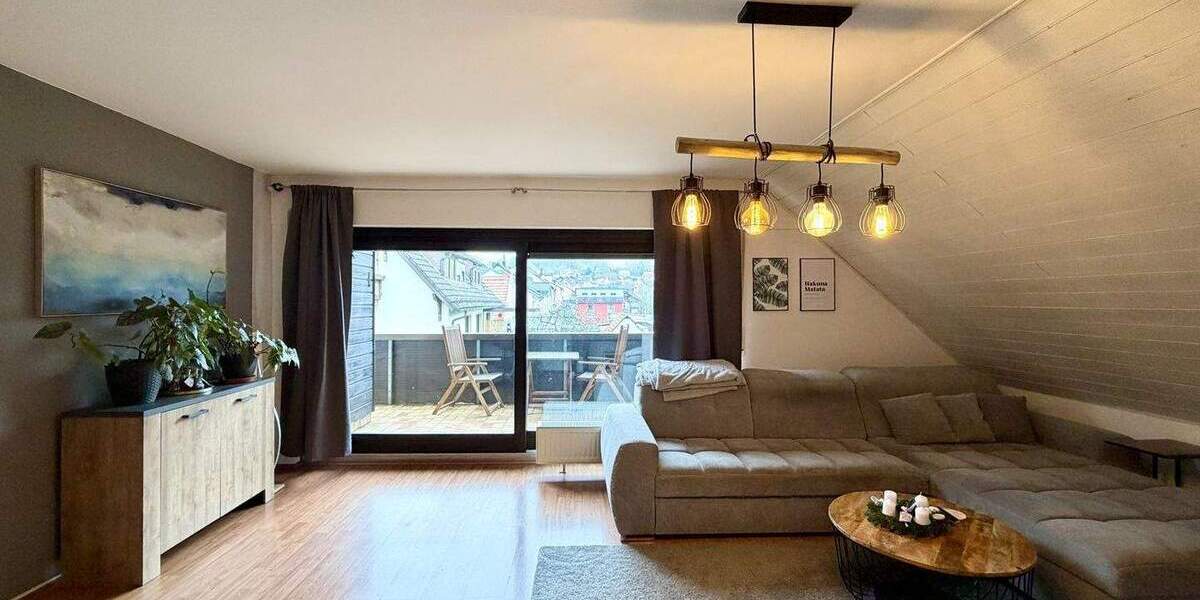 Etagenwohnung Mespelbrunn / Hessenthal Mespelbrunn - 4 Zimmer, 119 m&sup2;, 225.000&euro; | Angebot:25693818
