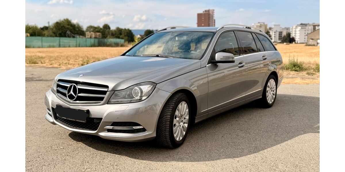 Mercedes-Benz C 220 162.197 km 11.800 &euro; Obertshausen 63179