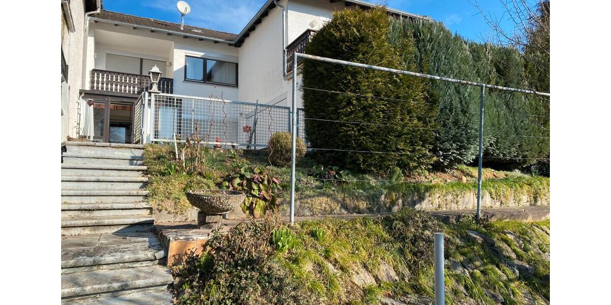 Reihenhaus Breuberg - 5 Zimmer, 166 m&sup2;, 350.000&euro; | Angebot:25456863