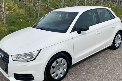 Audi A1 218.000 km 5.950 &euro; Elsenfeld Rück-Schippach 63820