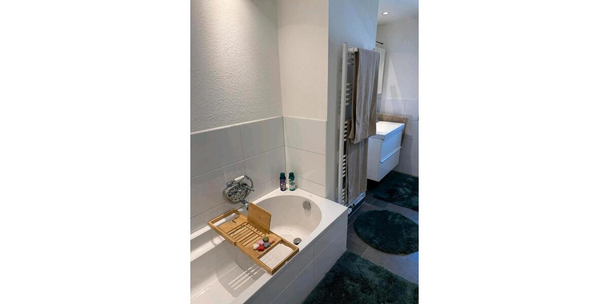 Etagenwohnung Kleinwallstadt - 2 Zimmer, 130 m&sup2;, 1.040&euro; | Angebot:25812654