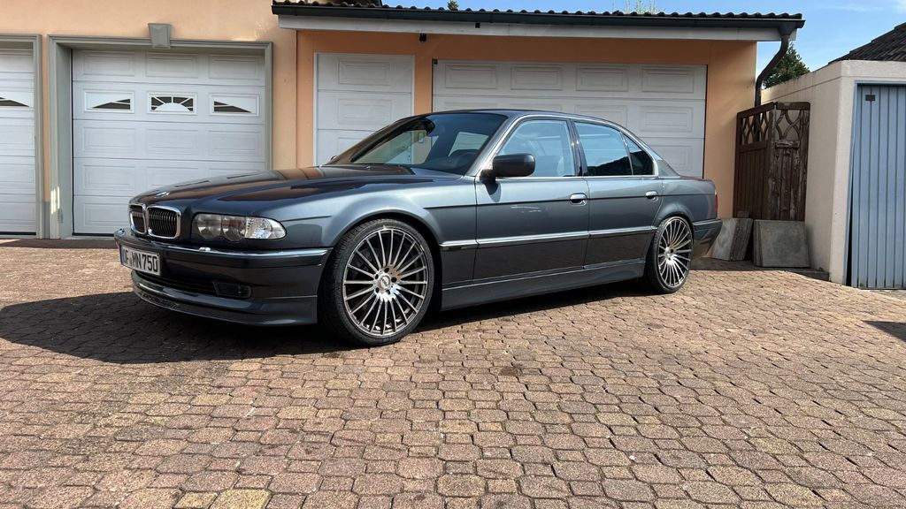 BMW 750 270.000 km 16.499 &euro; Hainburg 63512