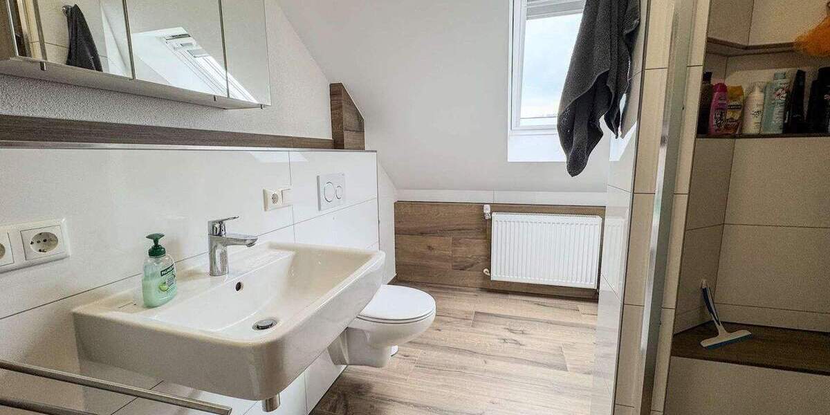 Mehrfamilienhaus, Wohnhaus Breuberg Neustadt - 8 Zimmer, 211 m&sup2;, 439.000&euro; | Angebot:25677956