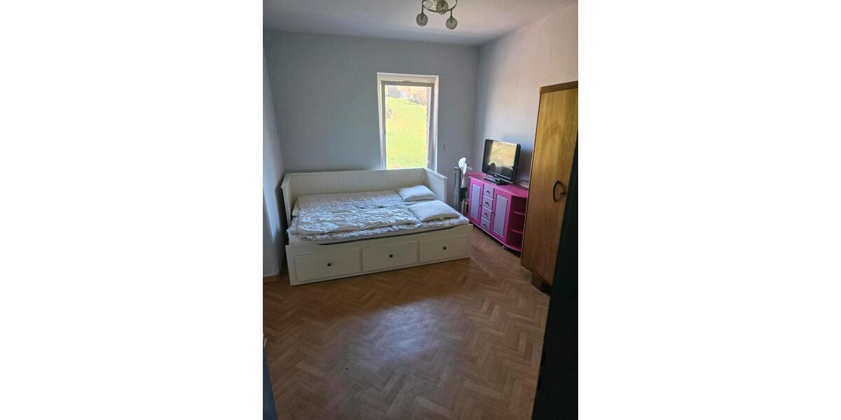Etagenwohnung Collenberg - 2 Zimmer, 35 m&sup2;, 500&euro; | Angebot:26039142