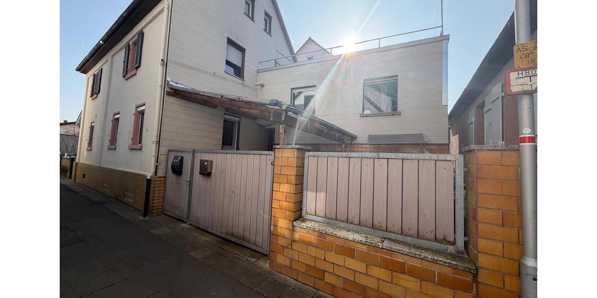 Einfamilienhaus Reinheim - 7 Zimmer, 165 m&sup2;, 1.500&euro; | Angebot:26657052