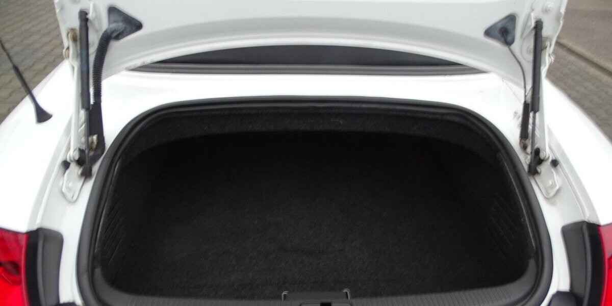 Audi TT 2.0 TFSI S Roadster quattro Klima, Navigation, 97.452 km 17.990 &euro; Rodgau 63110