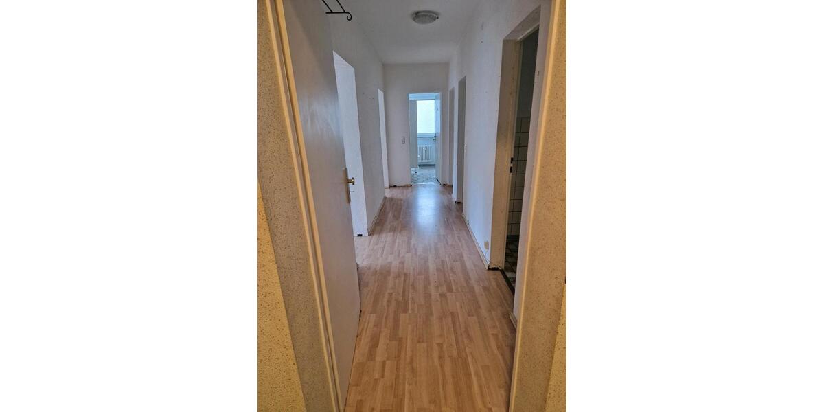 Etagenwohnung Breuberg - 3 Zimmer, 75 m&sup2;, 1.100&euro; | Angebot:25542846