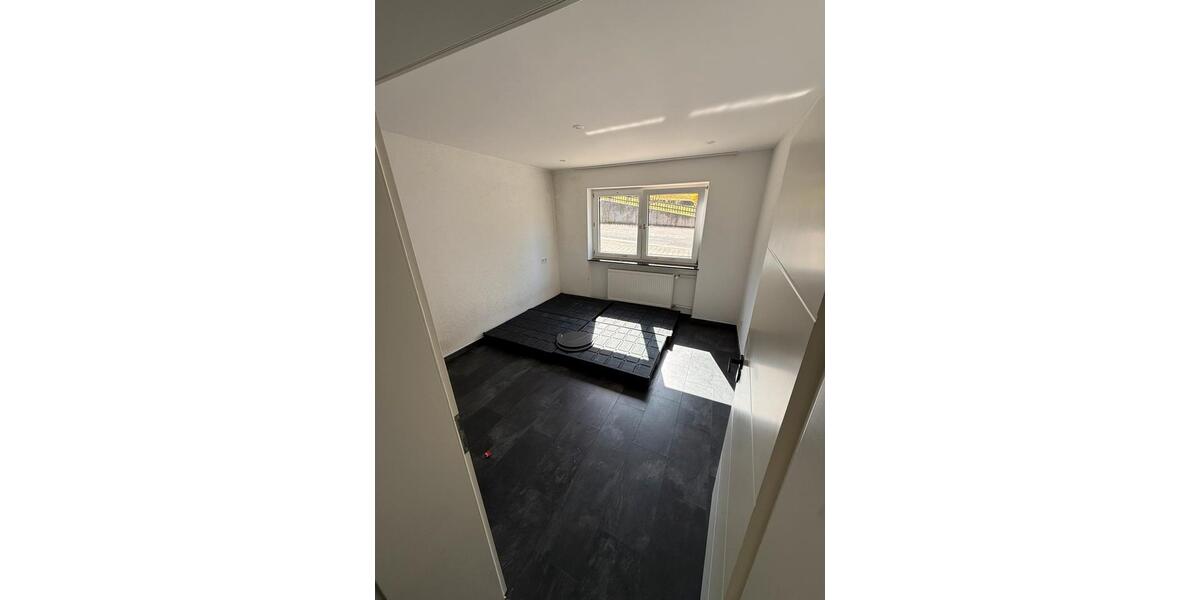 Mehrfamilienhaus, Wohnhaus Brensbach - 1 Zimmer, 100 m&sup2;, 1.000&euro; | Angebot:25981398