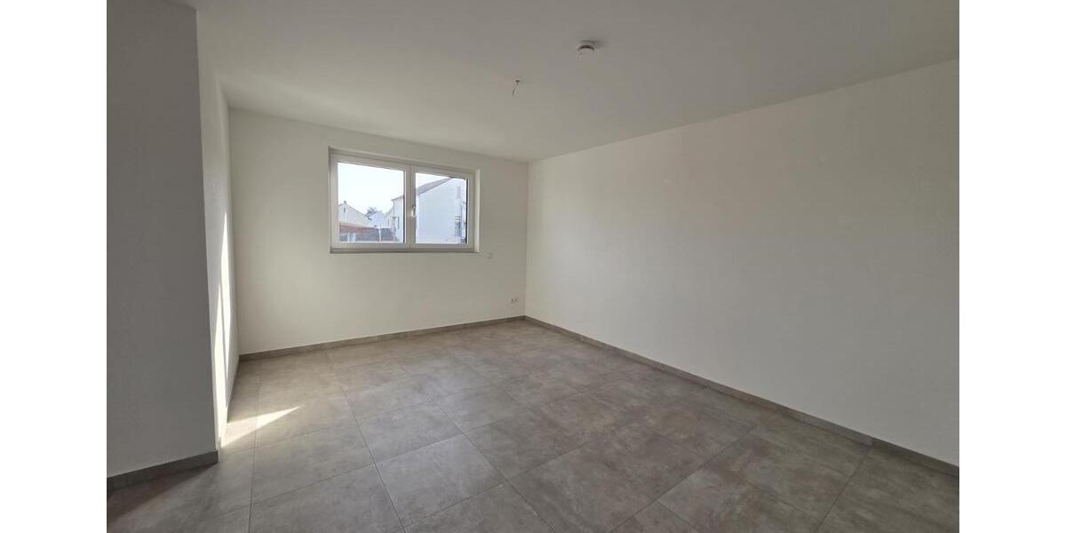 Etagenwohnung Elsenfeld - 3 Zimmer, 81 m&sup2;, 1.100&euro; | Angebot:24432876